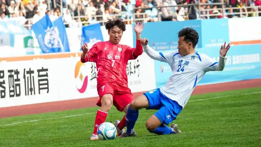欧冠对决：勒沃库森 VS 曼联